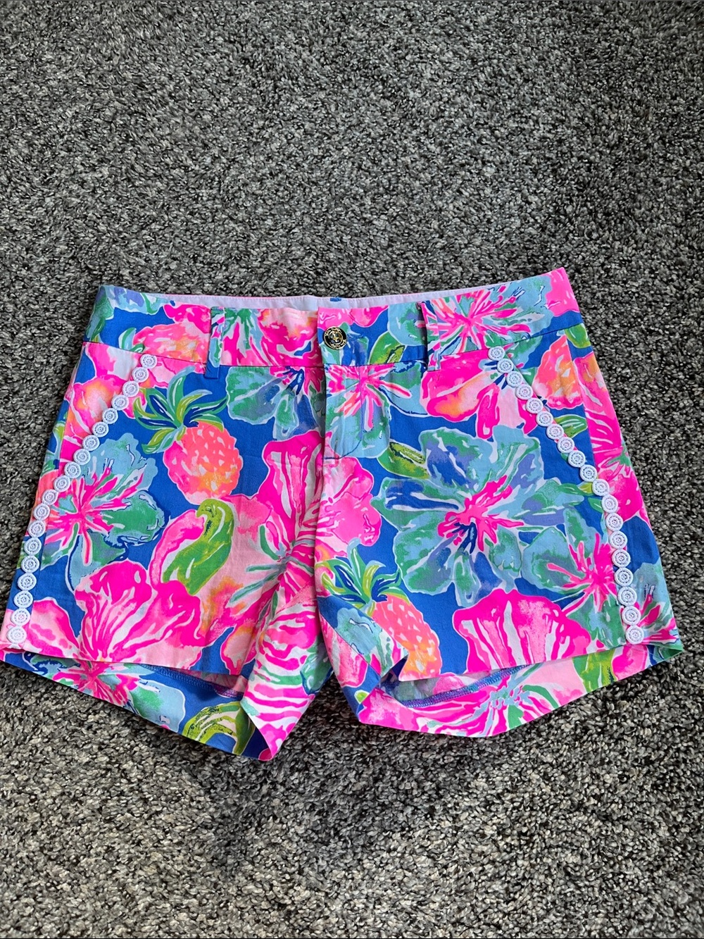 Lilly Pulitzer bright lace Shorts Size 4
